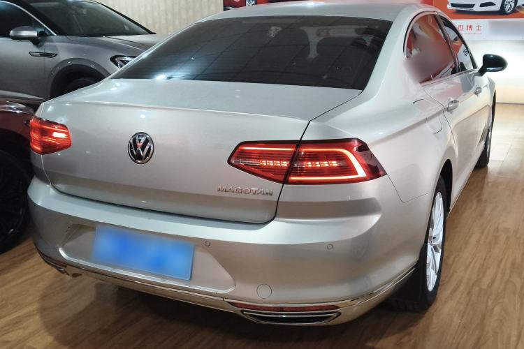 Used Volkswagen Magotan 2017 330TSI DSG Luxury Model