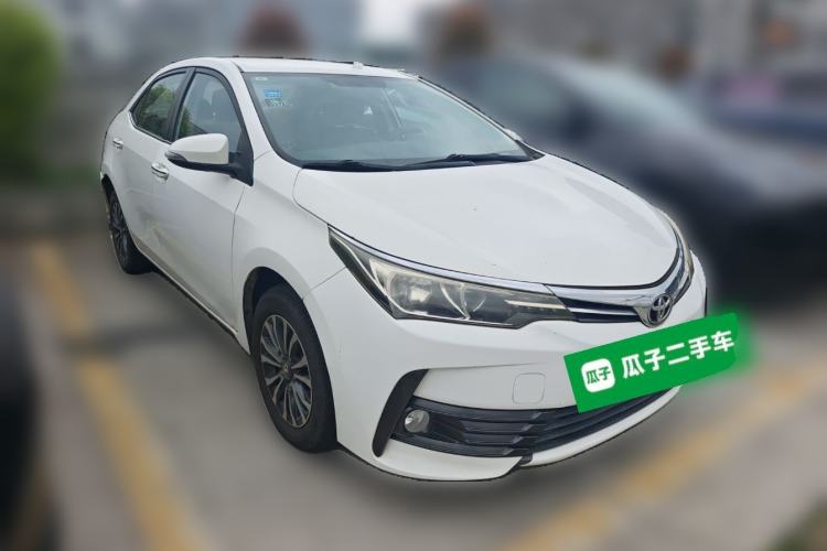 Used Toyota Corolla 2017 Revised Version 1.2T S-CVT GL Front Right 45 Deg