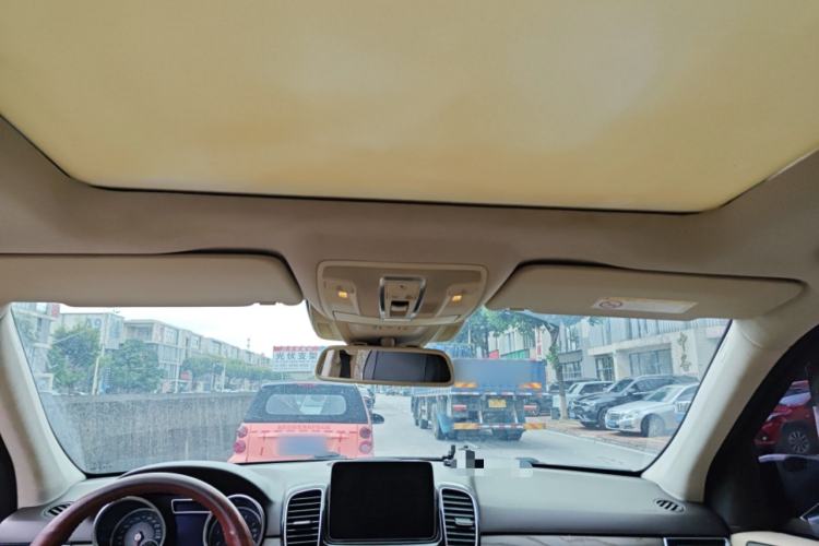 Used Mercedes-Benz GLE  Headliner