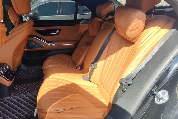 Used Mercedes-Benz S-Class 2023 S 400 L Business Model Left Rear Seat