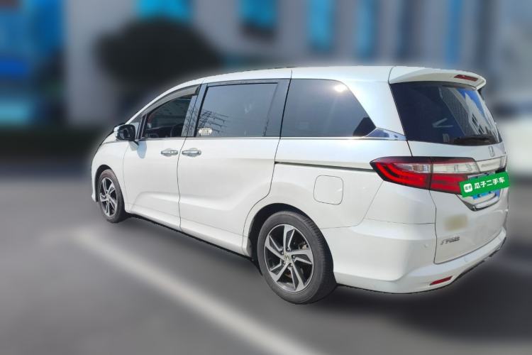 Used Honda Odyssey 2015 Revised Version 2.4L Supreme Edition
