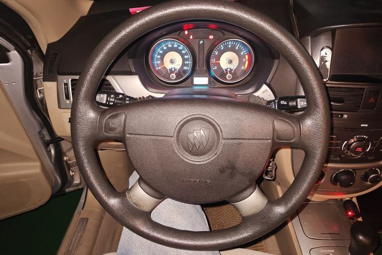 Used Buick Excelle 2011 1.6LX-AT Steering Wheel