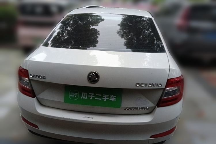 Used Skoda Octavia 2017 Classic Model 1.6L Manual Standard Edition