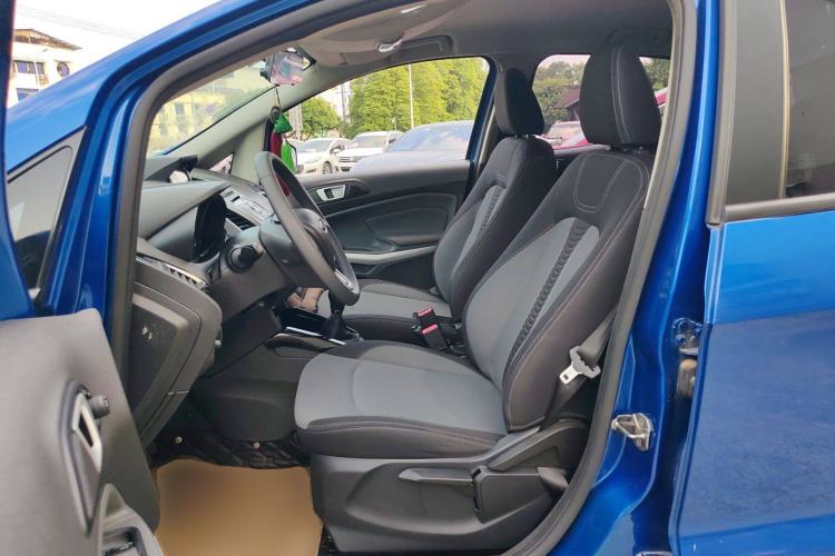 Used Ford EcoSport 2013 1.5L Manual Fashion Model