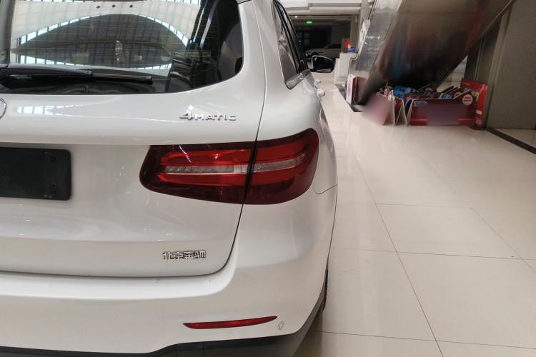 Used Mercedes-Benz GLC 2017 GLC 260 4MATIC Luxury Model
