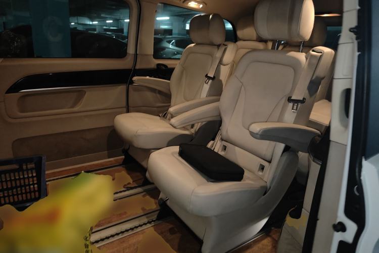 Used Mercedes-Benz V-Class 2016 V 260 Avantgarde Edition