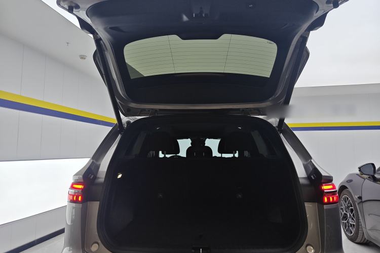 Used Geely Auto Monjaro L 2024 2.0TD High-Power Automatic Two-Wheel Drive Skyline Edition