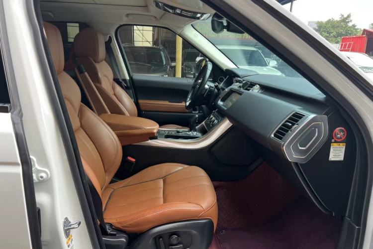 Used Land Rover Range Sport 2017 3.0 SC V6 HSE DYNAMIC Interior 6