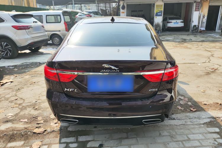 Used Jaguar XFL 2019 XFL 2.0T 250 PS Two-Wheel-Drive Luxury Edition Rear