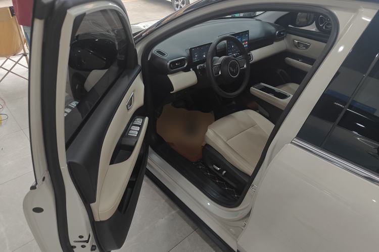 Used Wuling Bingo PLUS 2024 401 km Range 5-Seater Version
