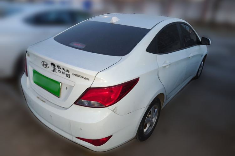 Used Hyundai Verna (older generation) 2016 1.4L Manual Smart GLS Trim