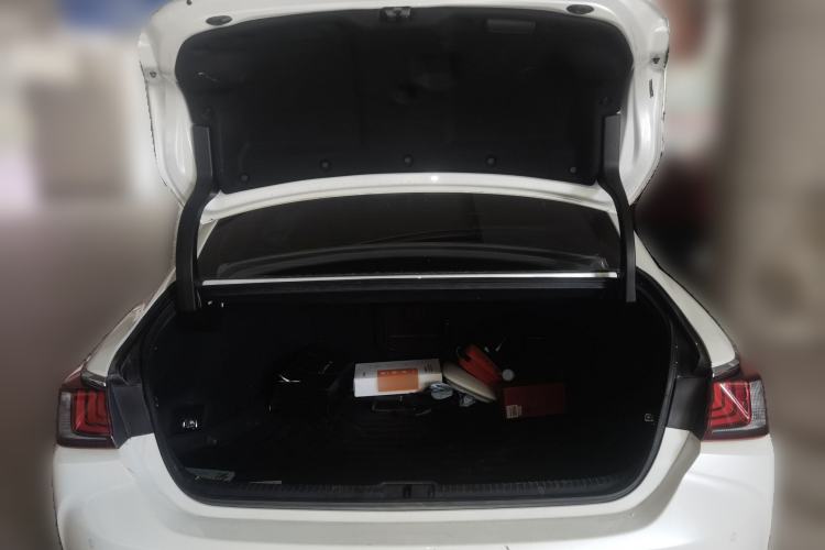 Used Lexus ES 2020 300h Premier Edition