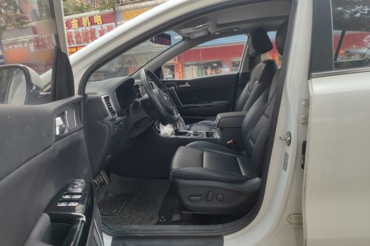 Used Kia KX5 2017 1.6T Automatic Two-Wheel Drive 15th Anniversary Special Edition DLX Left Front Seat