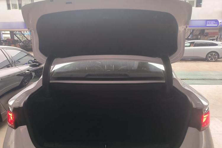 Used Geely Auto Emgrand GT 2021 1.8T Flagship Edition Trunk