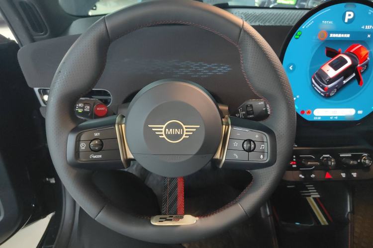 Used MINI Electric MINI COOPER 2025 452km COOPER SE Spring by the Sea Limited Edition
