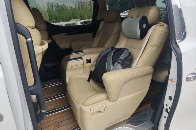 Used Toyota Alphard 2018 Revised Version 3.5L Luxury Edition Left Rear Seat