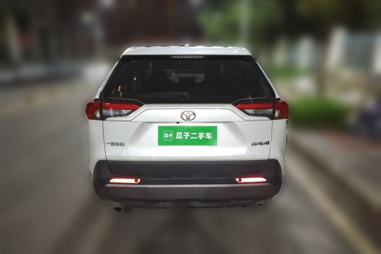 Used Toyota RAV4 2022 2.0L CVT Two-Wheel Drive Fashion Edition Rear