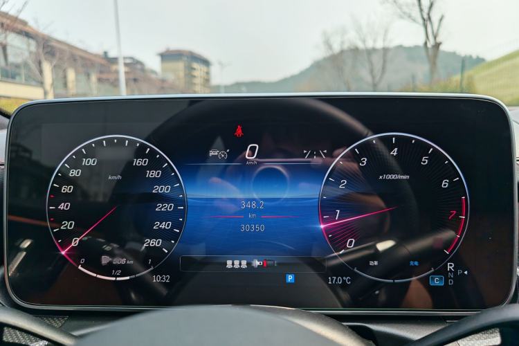 Used Mercedes-Benz C-Class 2023 Restyled C 260 L Sport Edition Interior 9