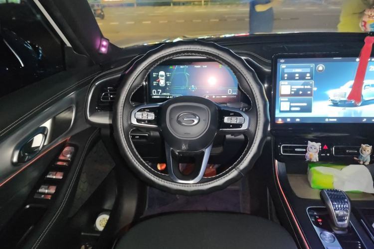 Used GAC Trumpchi GS8 2022 Flagship Series 2.0 TGDI Four-Wheel Drive Luxury Smart Connectivity Version (7 Seats)
