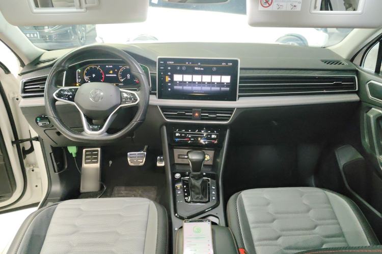 Used Volkswagen Tiguan X 2022 330TSI Two-Wheel-Drive Flagship Edition Center Console