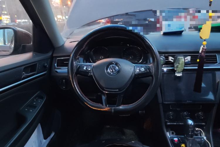 Used Volkswagen C-TREK 2018 230TSI DSG Luxury Version
