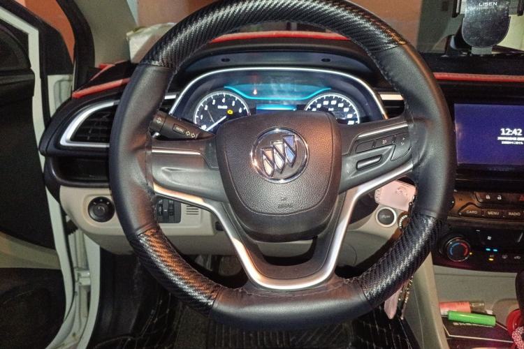 Used Buick GT 2015 15N Automatic Elite Version
