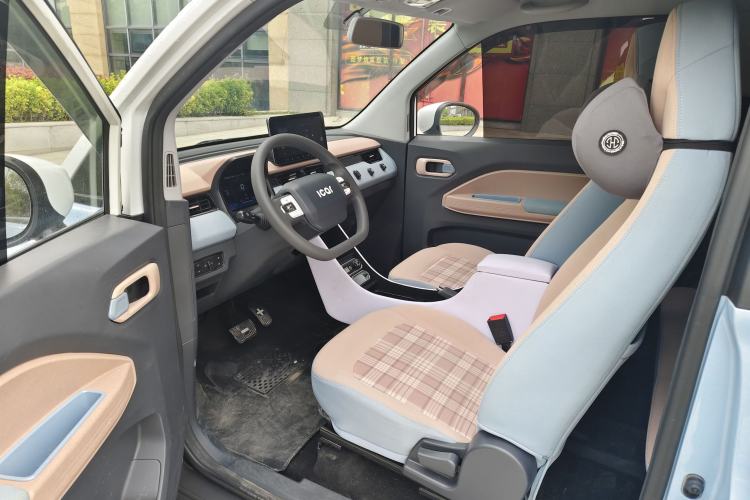 Used Chery QQ Ice Cream 2024 205km Sundae Interior 1
