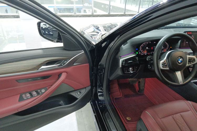 Used BMW 5 Series 2022 Restyled 530Li Leading Edition M Sport Package
