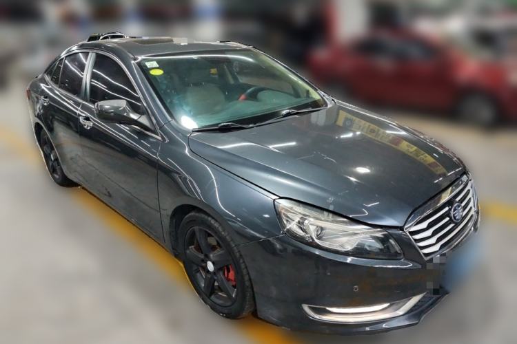 Used Bestune B70 2014 2.0L automatic luxury version
