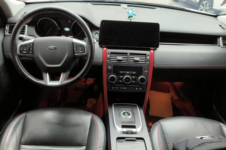 Used Land Rover Discovery Sport 2019 240 PS SE Dynamic Version China VI Standard
