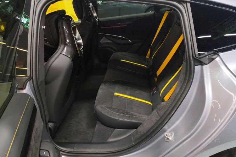 Used Xiaomi Auto SU7 Ultra 2025 Ultra Model Left Rear Seat