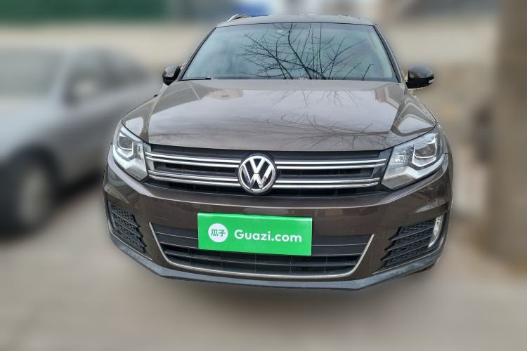 Used Volkswagen Tiguan 2015 1.8TSI Manual Two-Wheel-Drive Limited Edition
