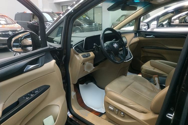 Used Buick GL8 2021 ES Landtrek 653T Luxury Model Driver Seat