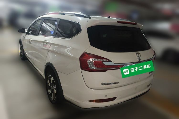 Used Baojun 310W 2018 1.5L Automatic Luxury Version China VI Emission Standard
