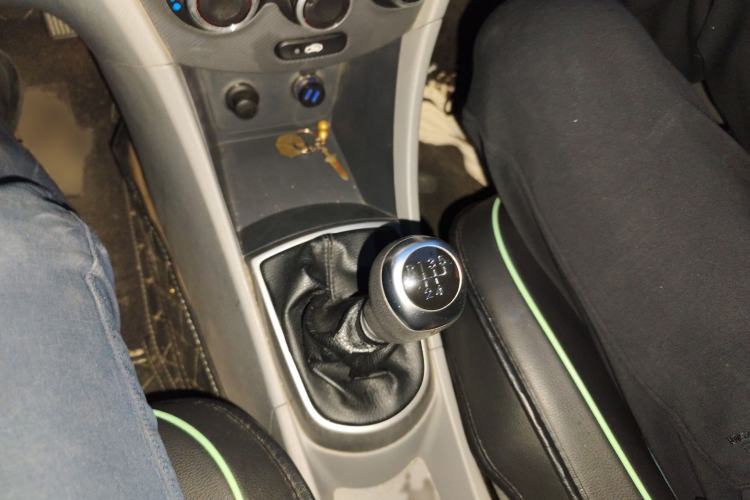 Used Hyundai Verna (older generation) 2016 1.4L Manual Smart GLS Trim