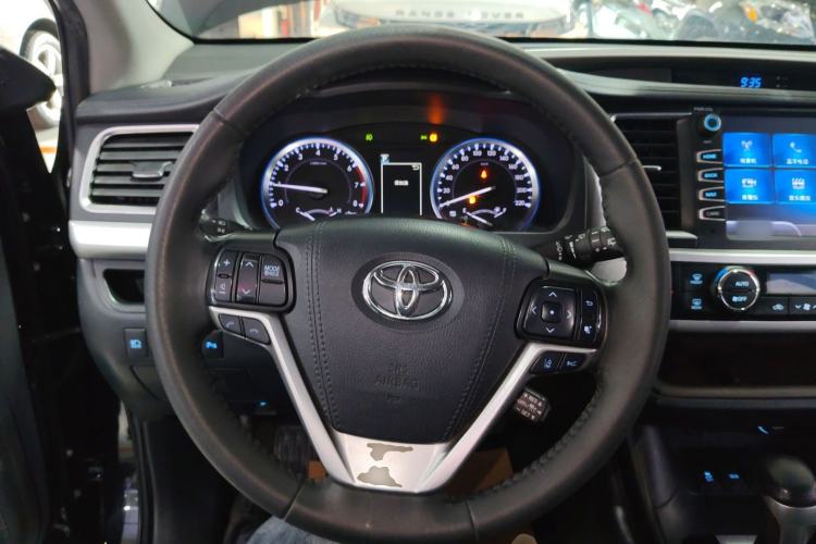 Used Toyota Highlander 2018 2.0T Four-Wheel Drive Luxury Version 7 Seats China VI Standard