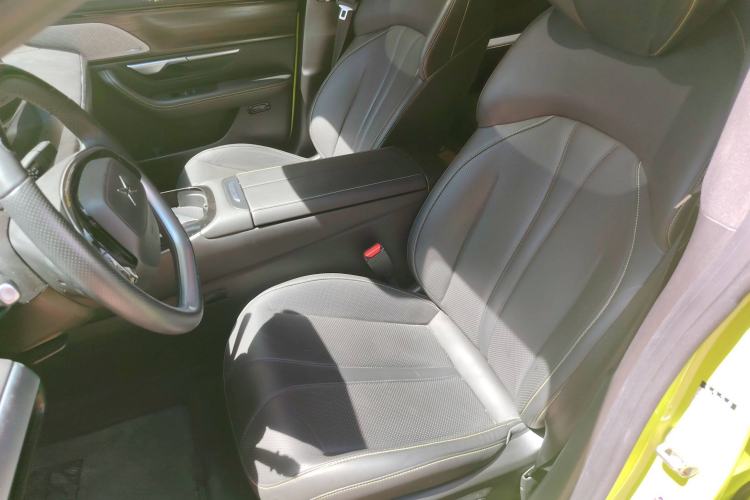 Used XPeng P7 2021 670E Pengyi Edition Left Front Seat