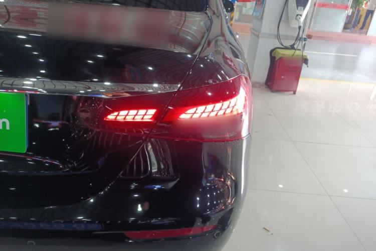 Used Mercedes-Benz E-Class 2022 Second Facelift E 260 L
