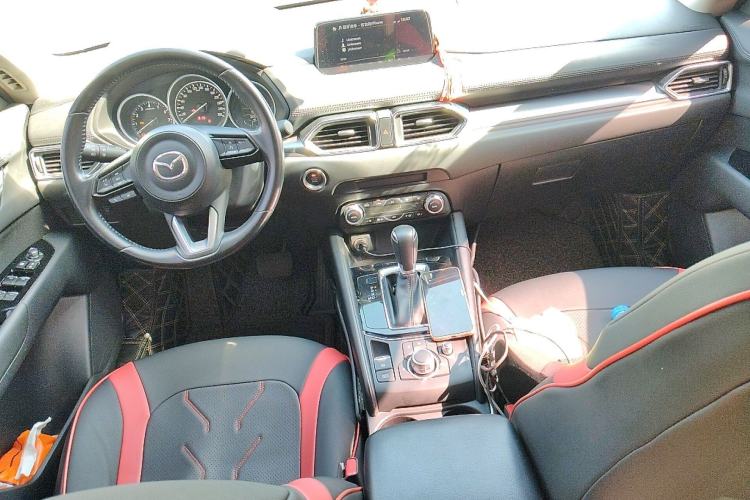 Used Mazda CX-5 2017 2.0L Automatic 2WD ZhiShang Trim China V Standard Center Console