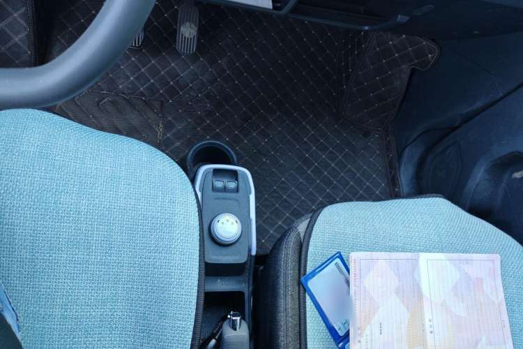 Used Chery New Energy QQ Ice Cream 2022 170km Sundae Phosphate Lithium-Ion