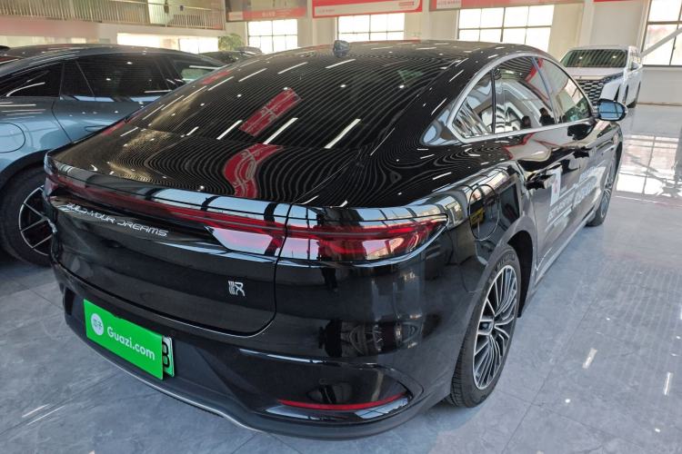 Used BYD Han 2025 EV with 701 km of Laser Radar-Enabled Intelligent Driving
