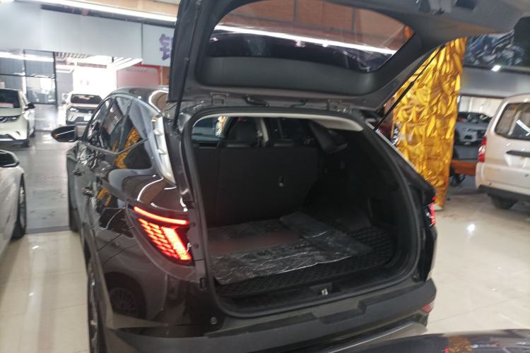 Used Hyundai Tucson 2021 Tucson L 1.5T DCT GLX Elite Edition Trunk