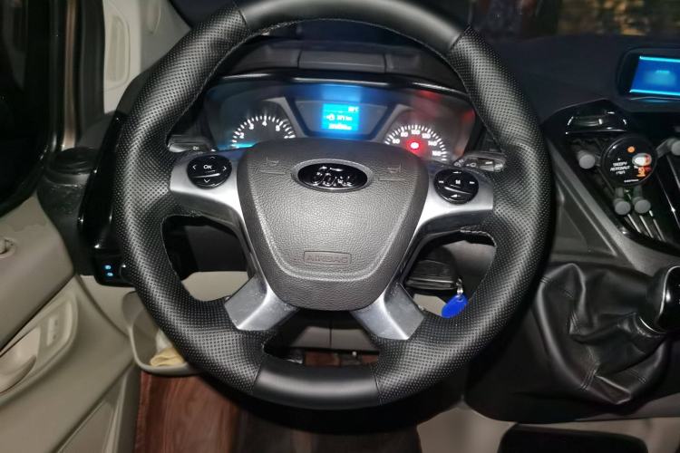 Used Ford Tourneo Custom 2016 2.0T Manual Elite Edition