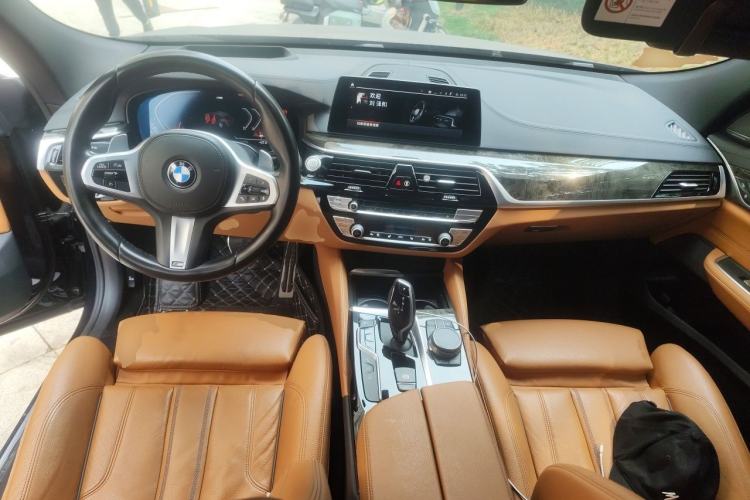 Used BMW 6 Series GT 2020 630i M Sport Package Center Console