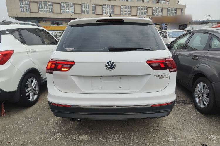 Used Volkswagen Tiguan L 2018 330TSI Automatic Two-Wheel Drive Luxury Edition
