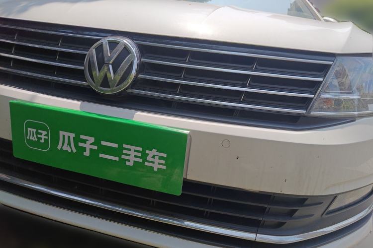 Used Volkswagen Lavida 2017 1.6L Automatic Comfort Edition
