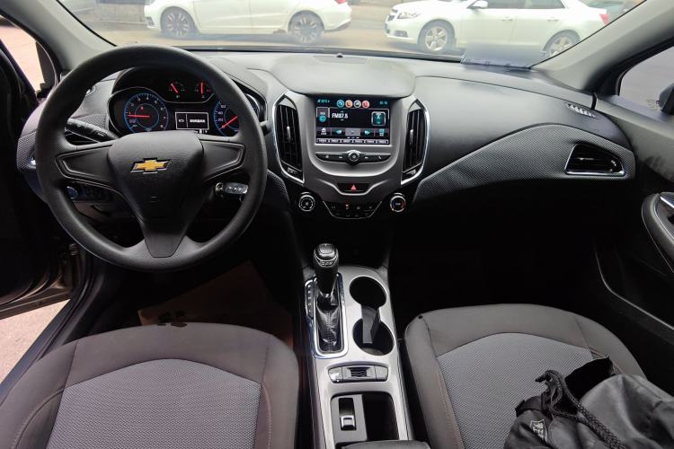 Used Chevrolet Cruze 2017 1.4T Dual-Clutch Pioneer Sunroof Edition