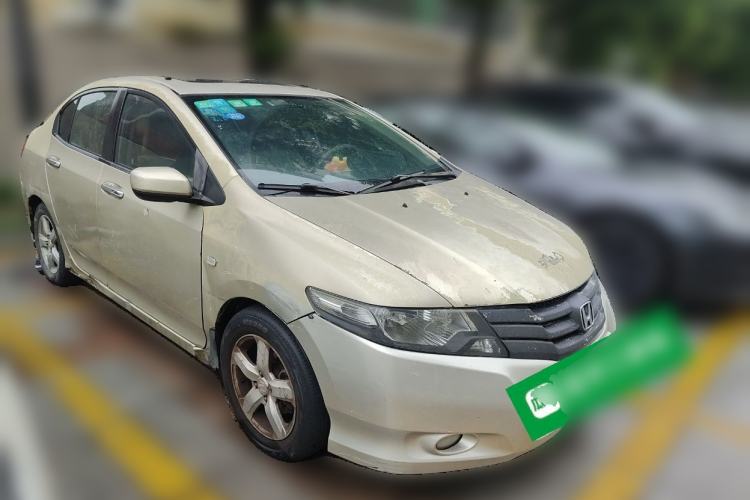 Used Honda City Classic 2008 1.5L manual Elite Edition Front Right 45 Deg