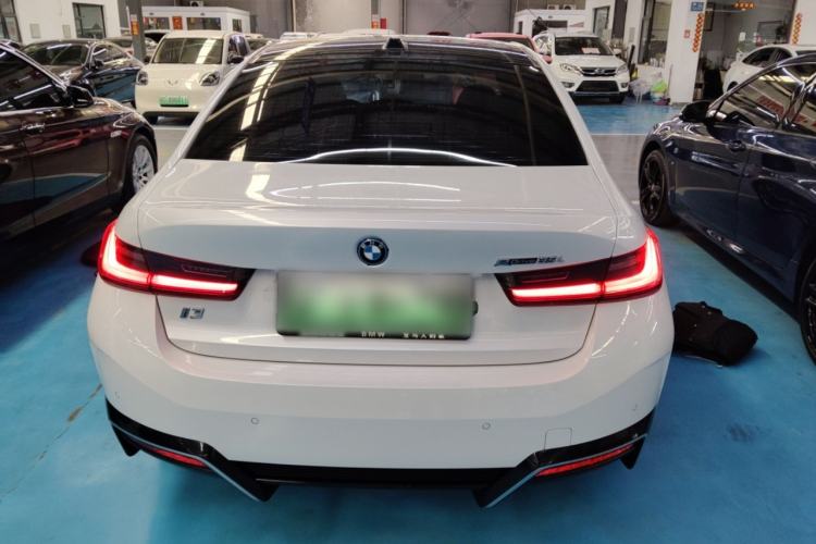 Used BMW i3 2024 eDrive 35 L
