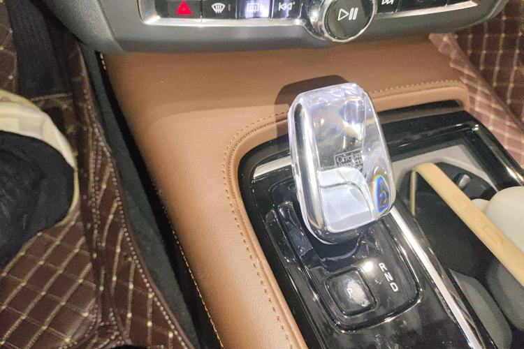 Used Volvo S90 New Energy 2025 Plug-in Hybrid Four-Wheel Drive Long-Range Luxury Smart Edition